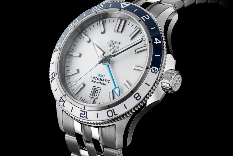 C60 Trident GMT 300 Christopher Ward